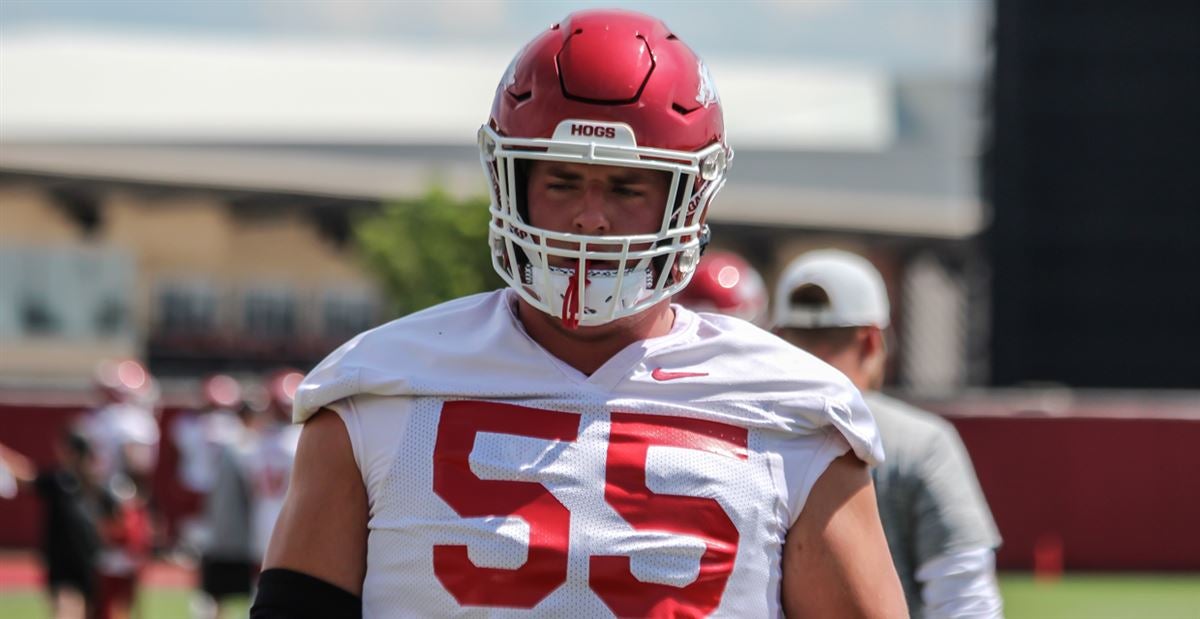 Arkansas guard Beaux Limmer strongest man on team