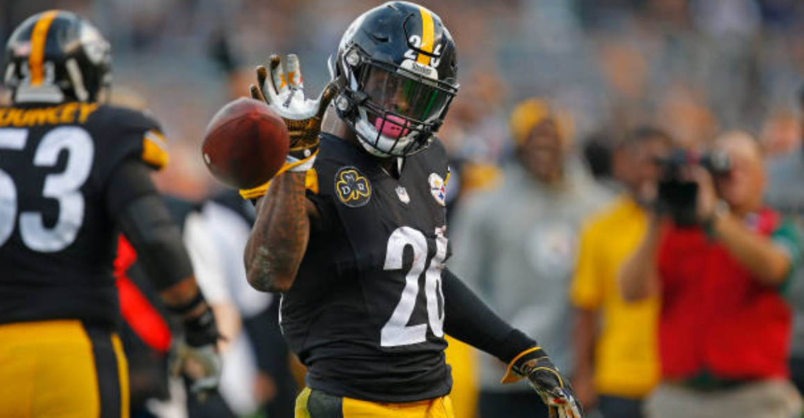 Team MVP, pending free agent Le'Veon Bell wants to stay a Steeler