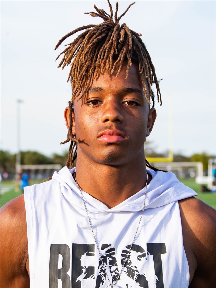 Kyle Washington Chaminade Madonna Prep Wide Receiver kyle-washington-chaminade-madonna-prep-wide-receiver