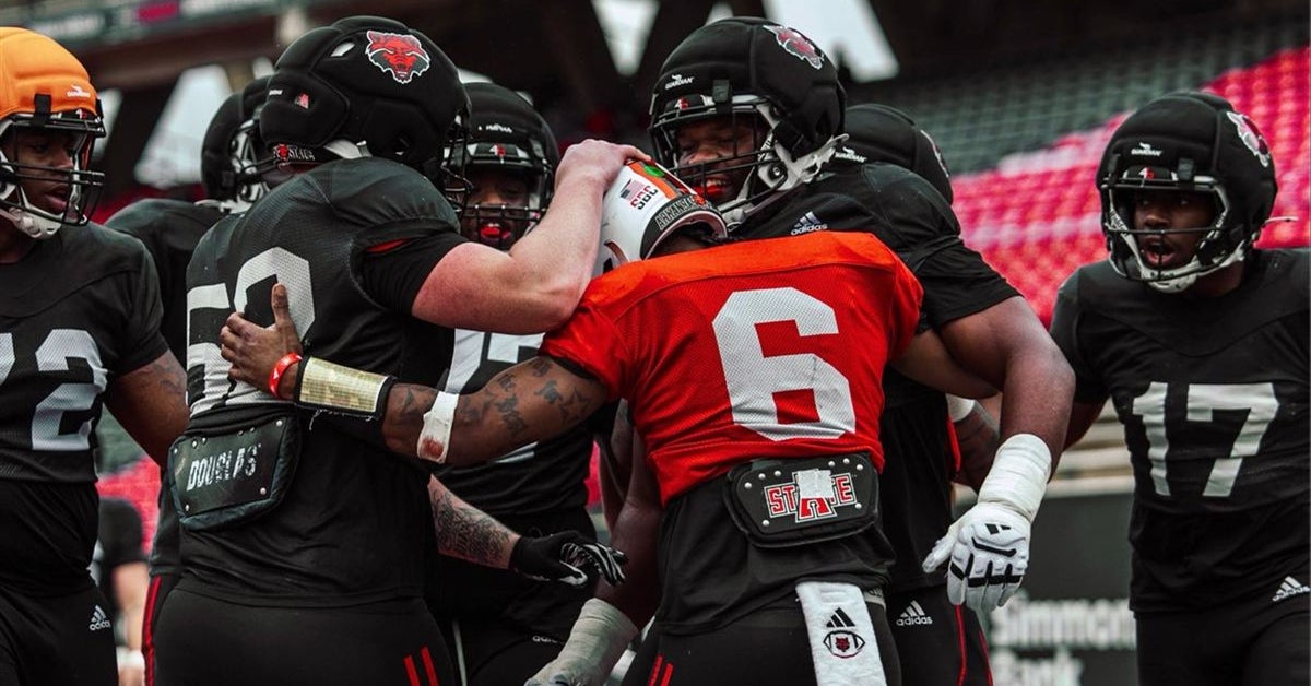 Offense has upper hand in scrimmage 2