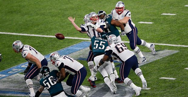 The Eagles First Sack Of The Super Bowl Forced A Late Tom Brady Fumble