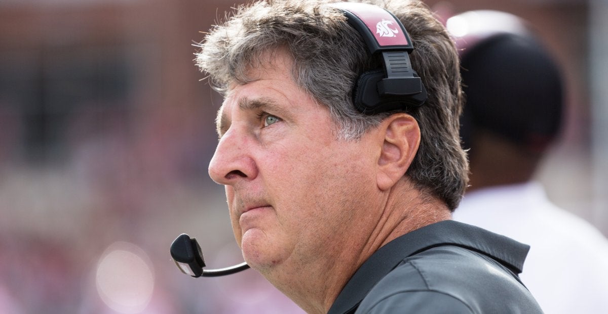 Mississippi State football coach Mike Leach dies at 61 - Los