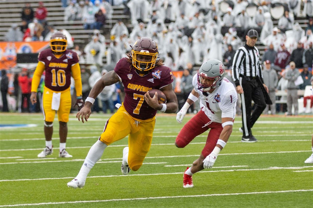 Packers select Central Michigan RB Lew Nichols III at No. 235 overall in  seventh round of 2023 draft