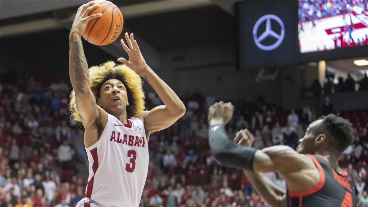 JD Davison Basketball player Stats Videos Education av.) Jerdarrian JD  Davison is an American college basketball player for the Alabama Crimson  Tide of the Southeastern Conference. He was a consensus five-ctar recrilit  and one of the ton noint quards