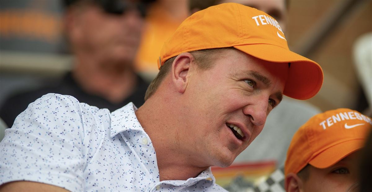 Tennessee football: Peyton Manning, two big UT Vols decisions that