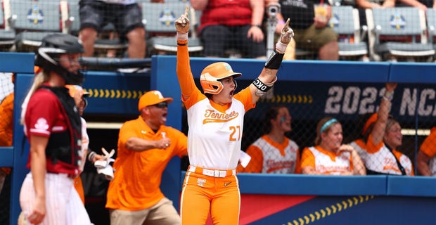 West's 3-run homer, Rogers' pitching help Tennessee top Alabama 10-5 in  WCWS softball opener