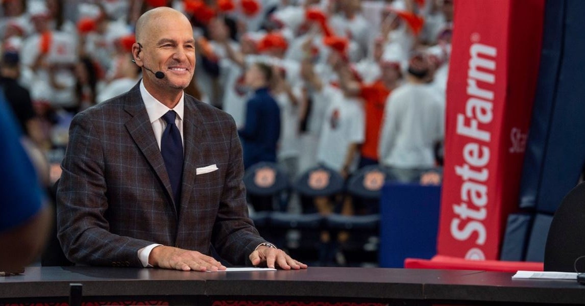 March Madness 2023 bracket Jay Bilas picks UConn over Duke for