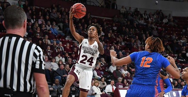 Boneyard Bulldog Men Blow Out Uga Women Prepare For Sc