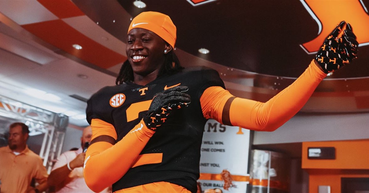 Coach sees 'tremendous upside' in new Vols safety commitment Jowell Combay