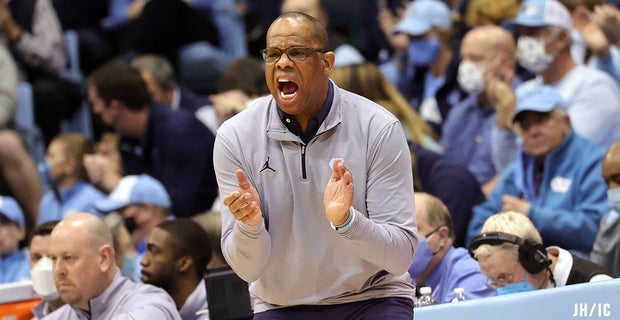 UNC's Hubert Davis: 'Being a College Coach is a Rollercoaster. It's Not a  Kiddie Ride'