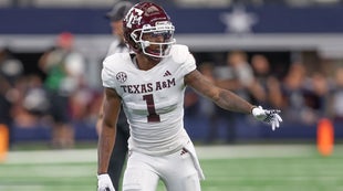 RECRUITING: Nation's top WR Evan Stewart commits to Texas A&M Aggies - Good  Bull Hunting