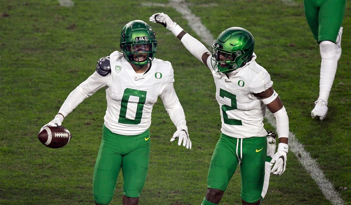 Oregon senior cornerback Deommodore Lenoir making the most of opt-in season  with the Ducks