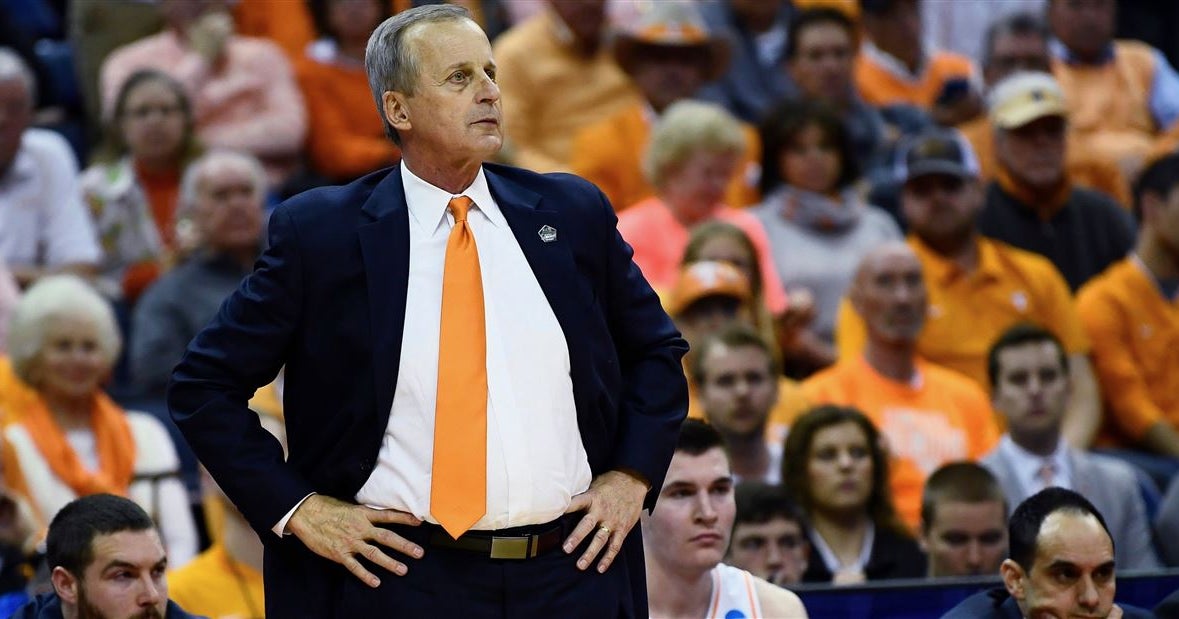 Reaction Rick Barnes Admits Buyout Clause Kept Him From Ucla