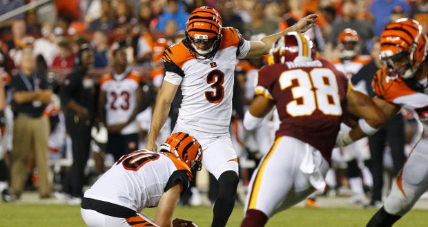 Cincinnati Bengals kicker Tristan Vizcaino (3) after an NFL