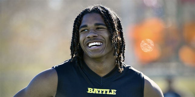 Four-Star DB Dijon Lee locks in pair of official visits 