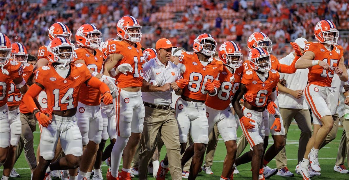 Robert Gunn III – Clemson Tigers Official Athletics Site