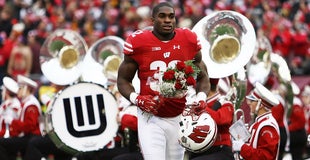 PHOTOS: Wisconsin 24 Michigan 10 PHOTOS: Wisconsin 24 Michigan 10