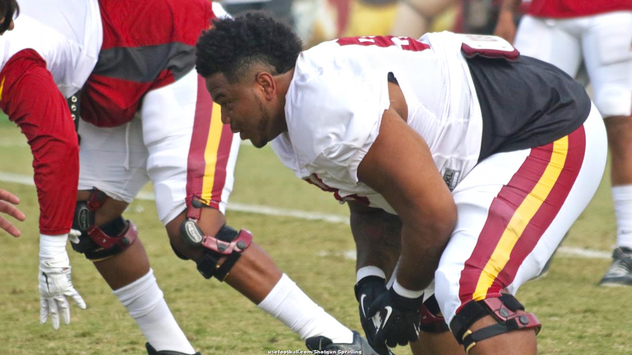 Cowboys Defensive Tackle Antwaun Woods Tours 7-Eleven And Makes Dirty  Slurpee