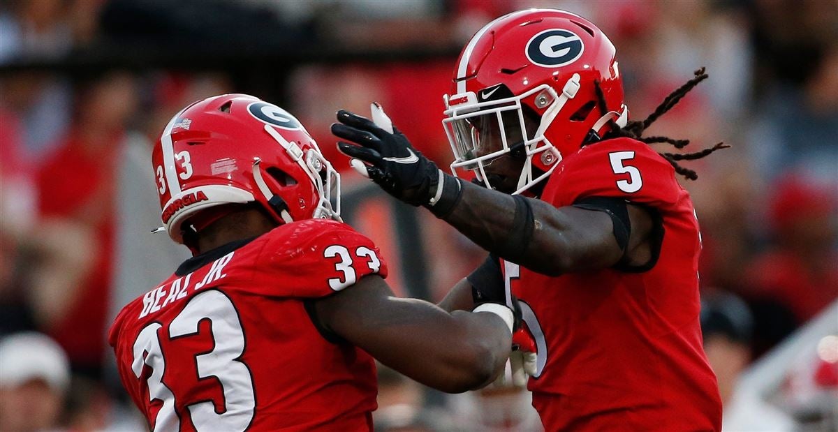 Projecting 2022 depth chart on defense entering Week 1