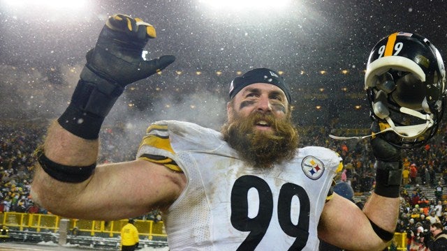 Pittsburgh Steelers' Brett Keisel (99) heads to the locker room