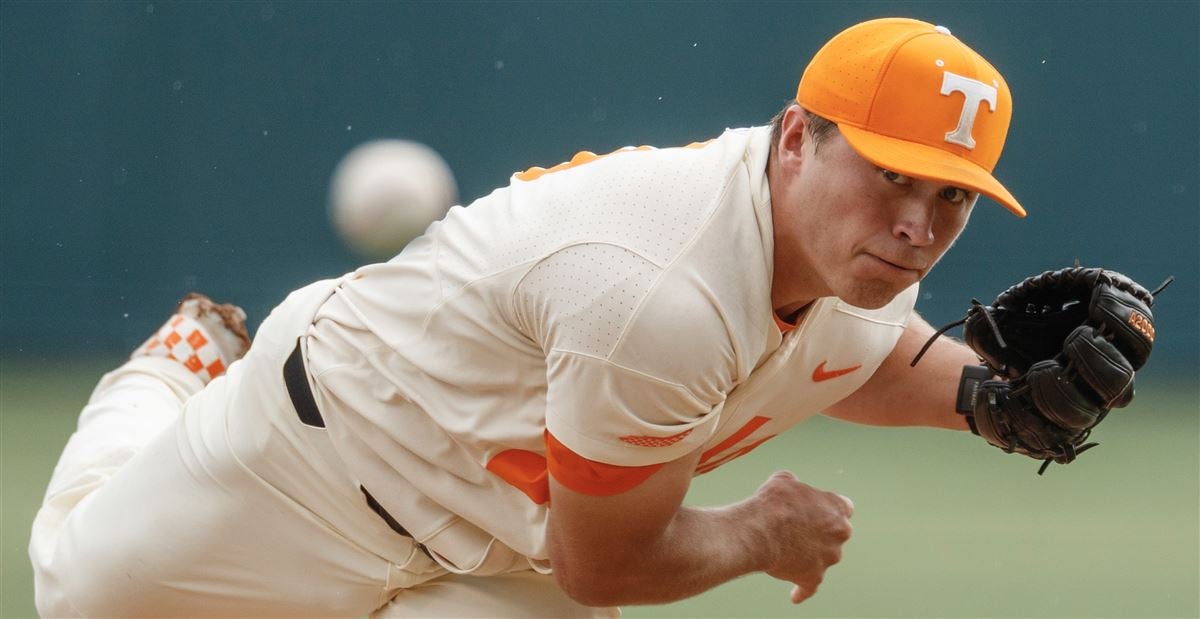 Tennessee baseball's Evan Russell practicing at catcher, Tony Vitello says