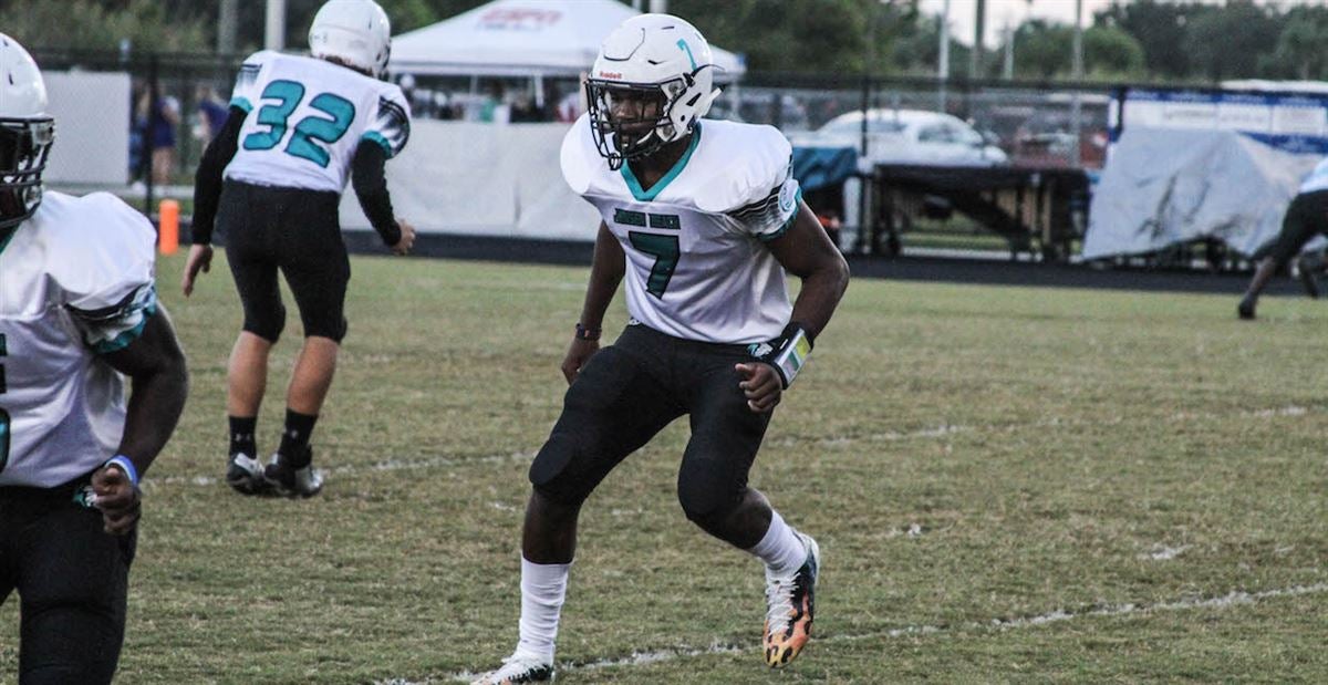 New York Jets linebacker Jamien Sherwood honored with jersey retirement at  Jensen Beach High School