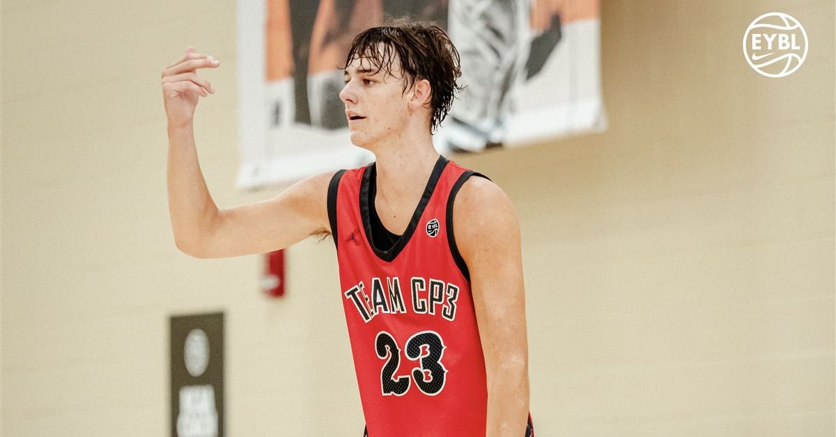 Cole Cloer schedules UNC official visit