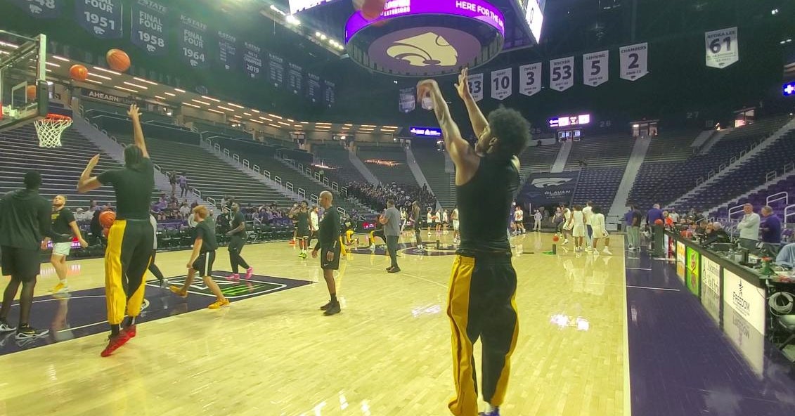 Welcome to the Crowe Show: J2 impresses in debut, leads Mizzou to 71-67 exhibition win over K-State