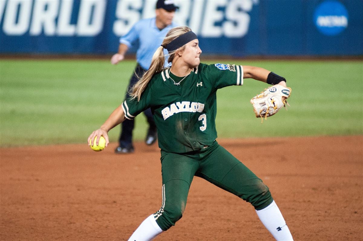 Oregon eliminates Baylor softball in WCWS