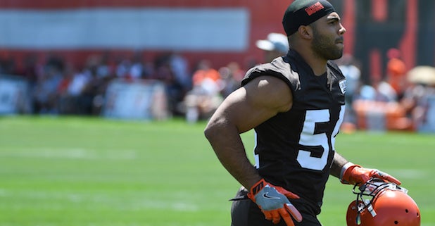 Free-agent LB Mychal Kendricks signs 1-year deal with Cleveland Browns -  ESPN