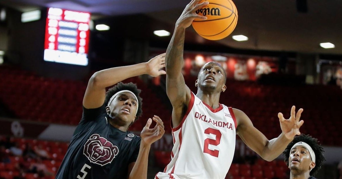 Umoja Gibson, Jordan Goldwire speak with media about Oklahoma's victory