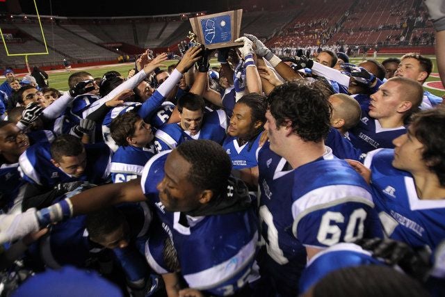 Robert Behrens on X: Ladies and gentlemen, your 2022 Texas High School  Football State Champions.  / X