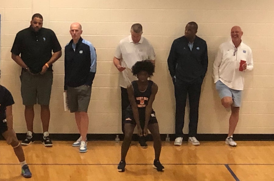 Hubert Davis, Entire UNC Coaching Staff Watch Jalen Washington In Indiana