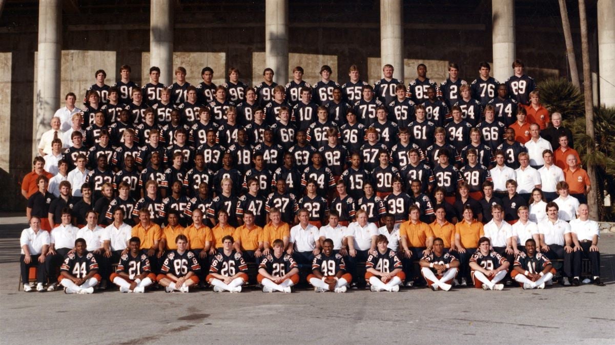 'Nothing but love' 1983 Big Ten champion Illini honored for 40year