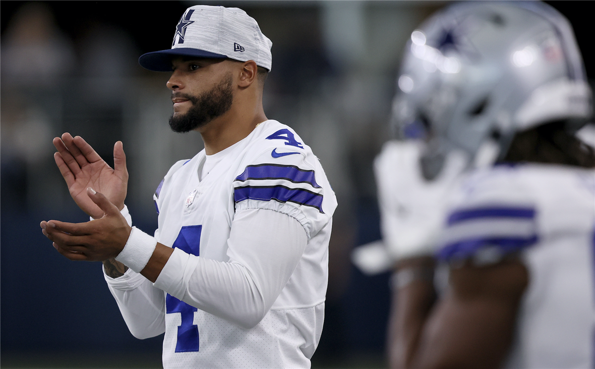 Cowboys' Dak Prescott needs to 'show he can win a big game,' Texas Gov.  Greg Abbott says