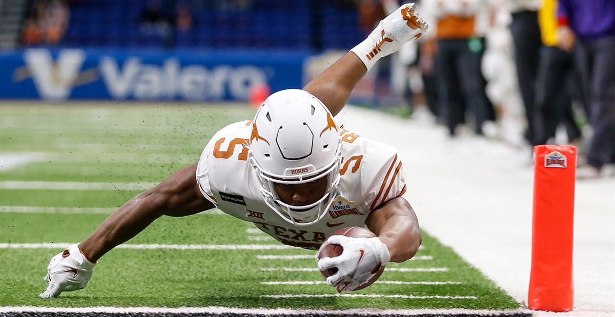 Sam Ehlinger last captain standing for Texas vs. CU Buffs in Alamo