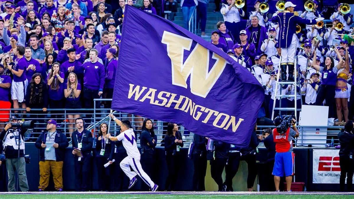 Washington's Comeback Falls Short Against Cal - University of Washington  Athletics