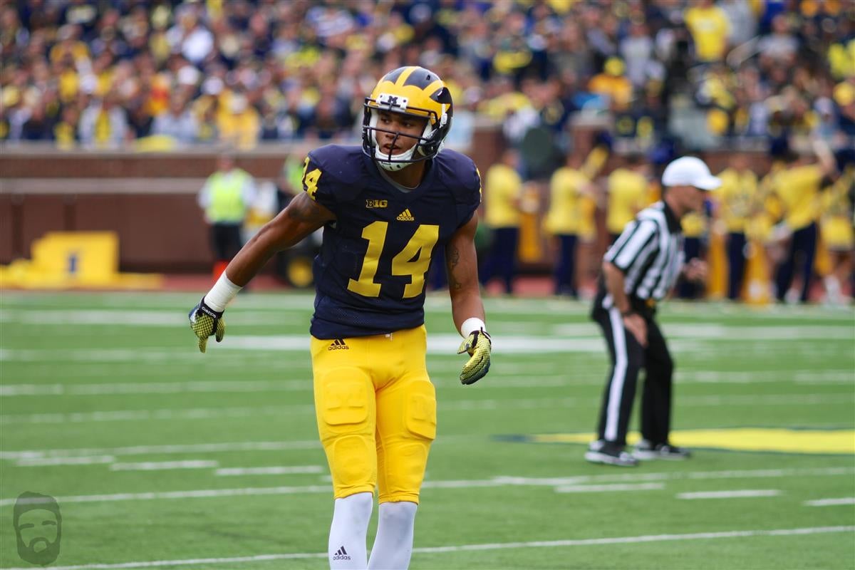 Michigan uses No. 1 jersey to recruit WR Drake Harris 