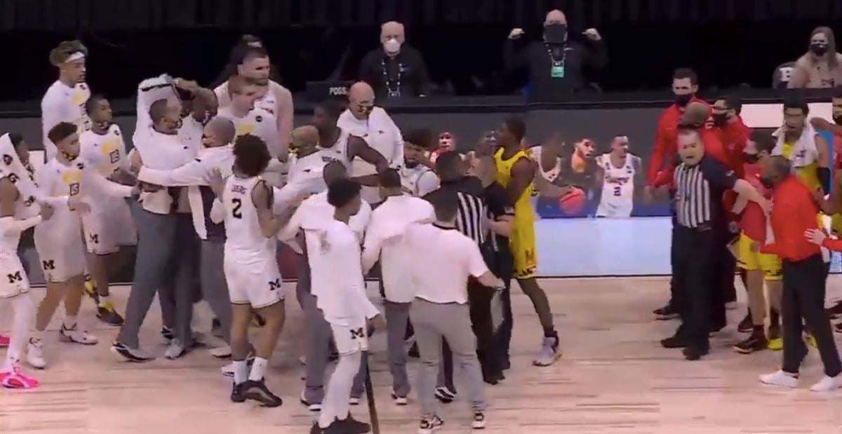 Watch Juwan Howard Ejected After Verbal Altercation With Mark Turgeon