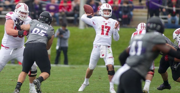 Jack Coan will start for Wisconsin in Pinstripe Bowl