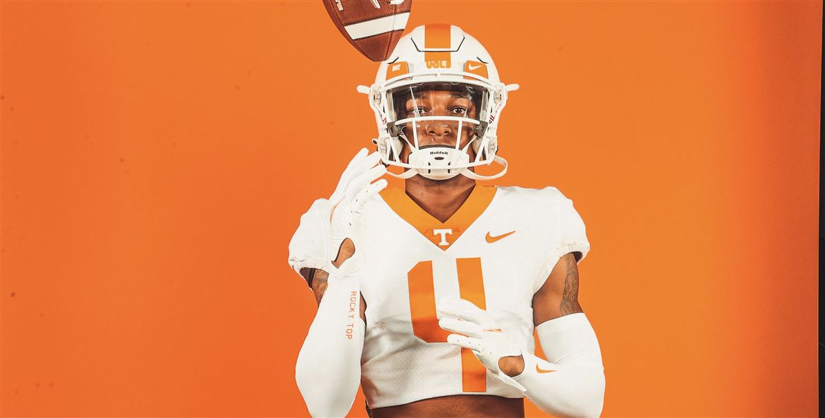 Vols Football: Tennessee reveals uniform combo for Florida game