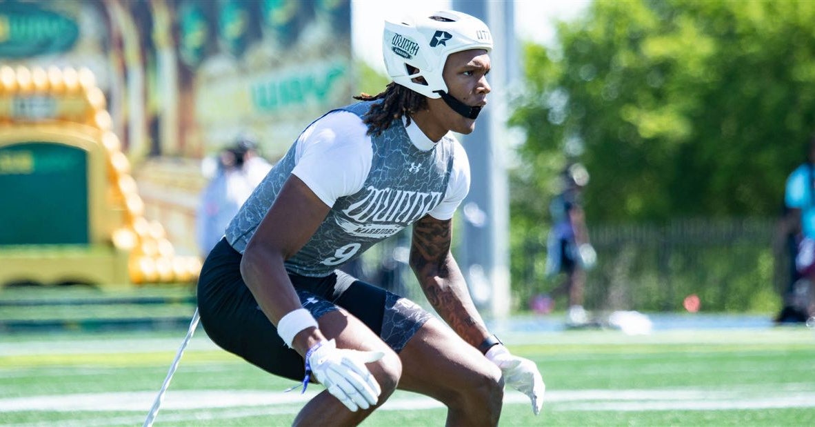 Texas commit John Meredith III maintains five-star status following late reclassification