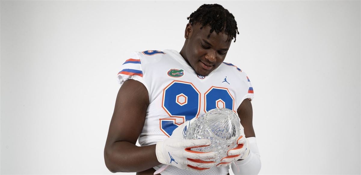 Top247 DL Jamari Lyons signs early with UF