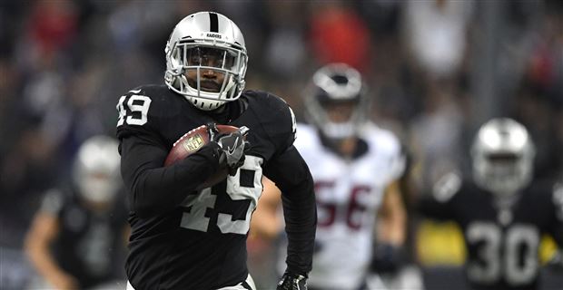 Report: Raiders trade FB Jamize Olawale to Cowboys