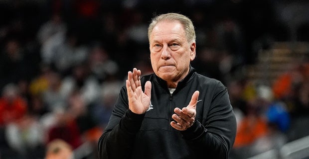 Tom Izzo coaching