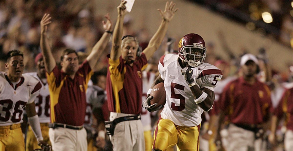 Reggie Bush is persona non grata at USC but still a factor in recruiting -  Los Angeles Times