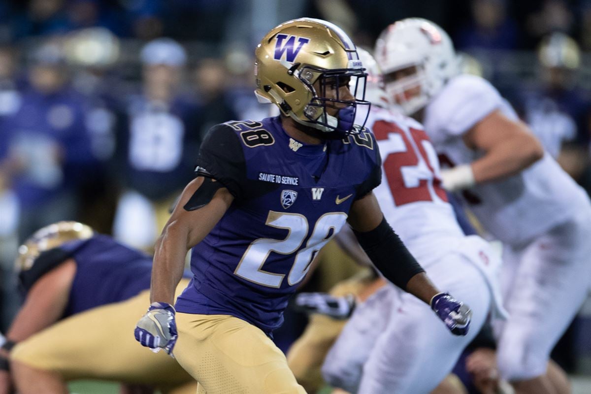 UW Huskies receiver Terrell Bynum says he will transfer for final