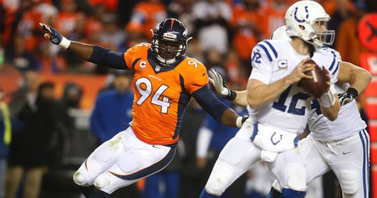 Denver Broncos open as slim favorites vs. Colts