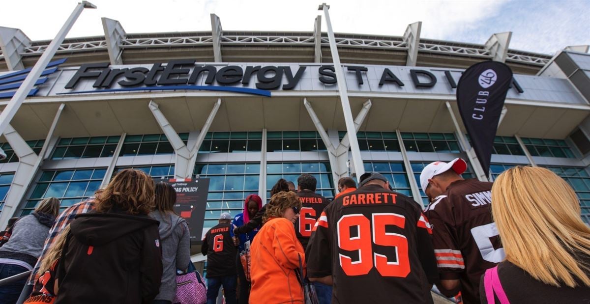 The Cleveland Browns end stadium naming rights agreement w/ First Energy, Returns to original name