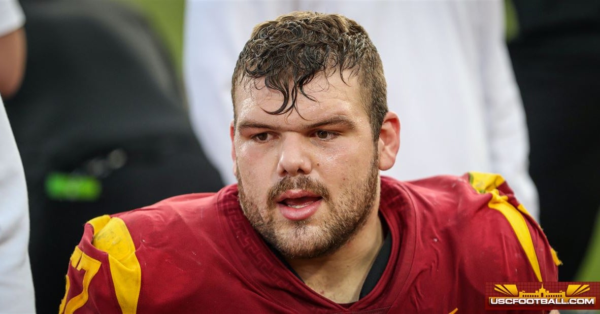 WATCH: USC football offensive lineman Justin Dedich pulls semi truck for workout 